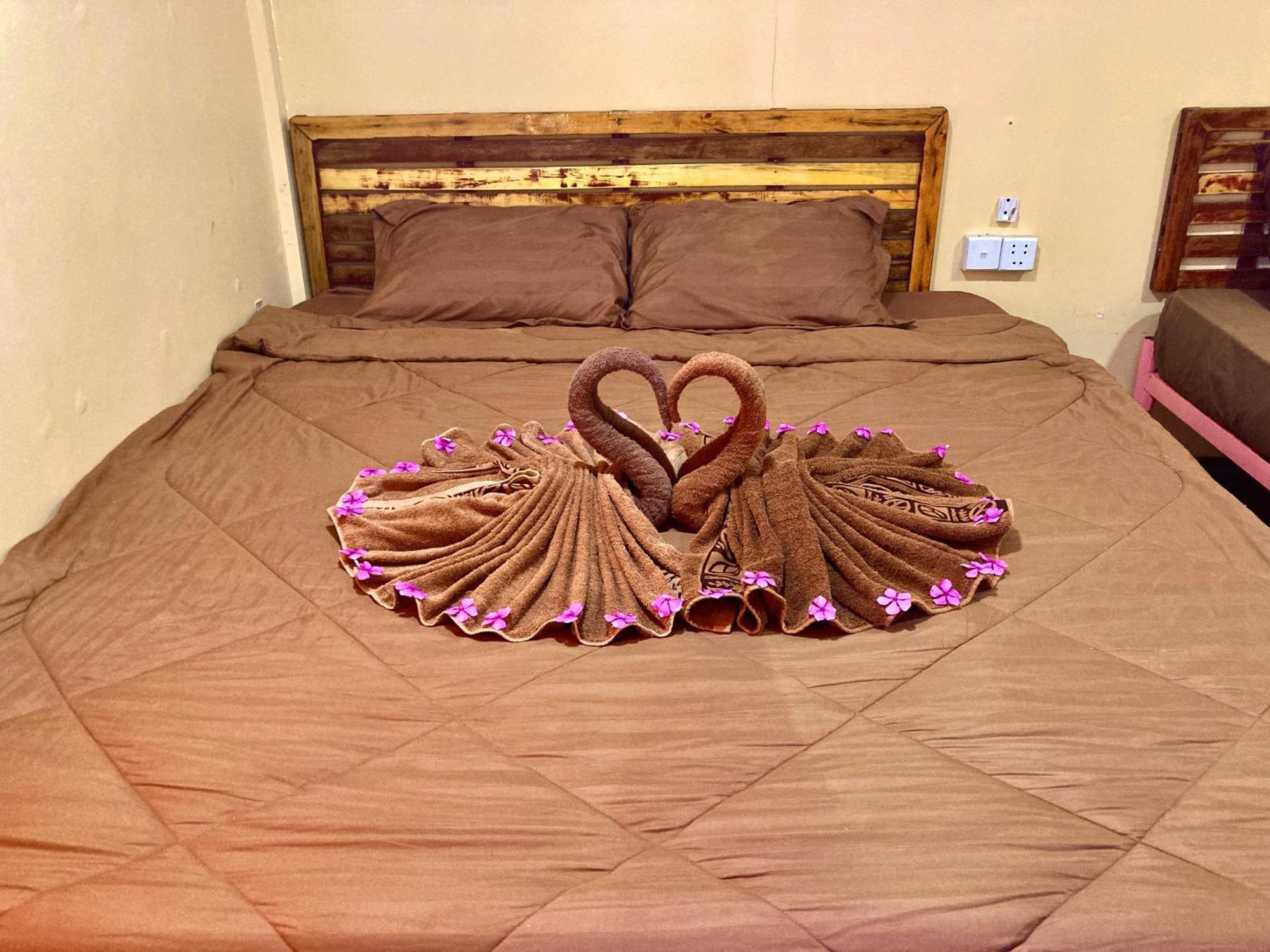 Lucky Sun Saracen Bay Hostel Rongszanlöm-sziget Szoba fotó